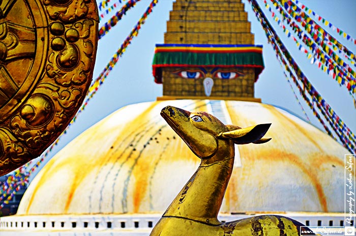 Buddhism in Bodnath, the big Stupa in Kathmandu. Fotografie von Lothar Seifert